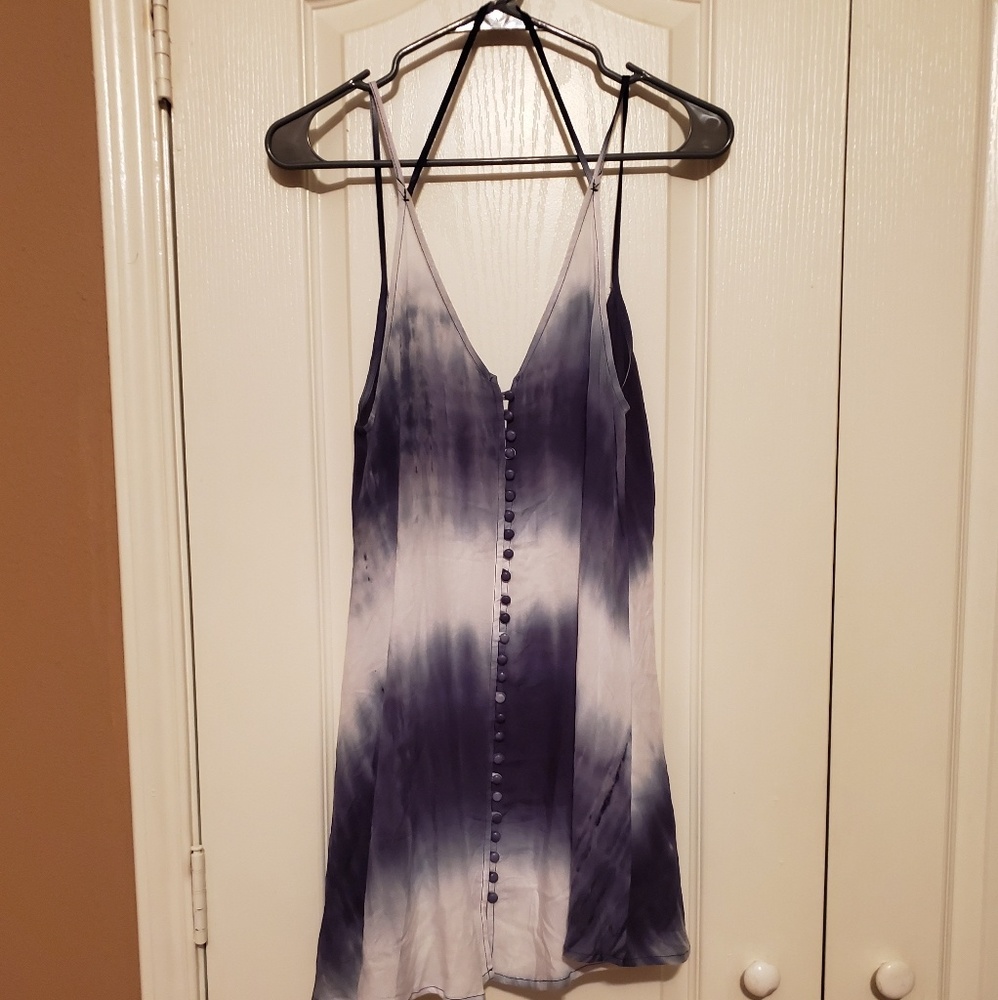 Flowy Tank